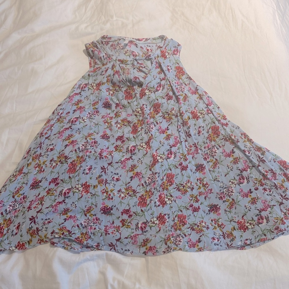 Pinkblush Women’s tunic size Small.